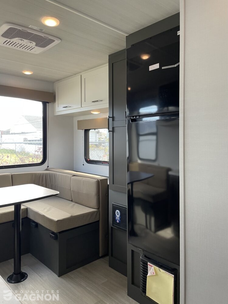 Bullet 1900RD 2025 (18)