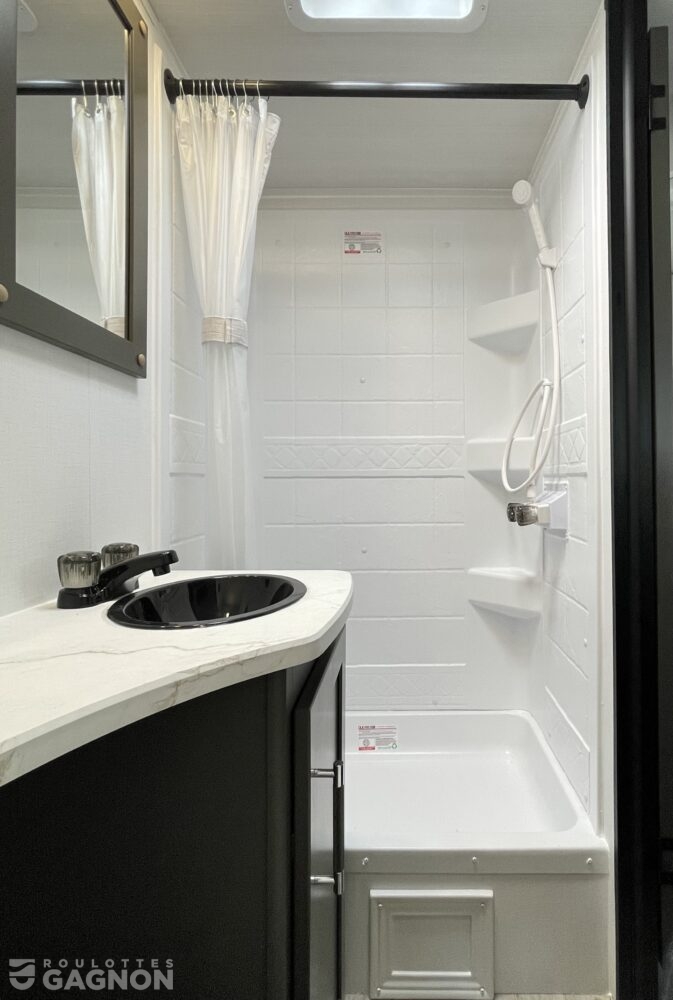 Bullet 1900RD 2025 (31)